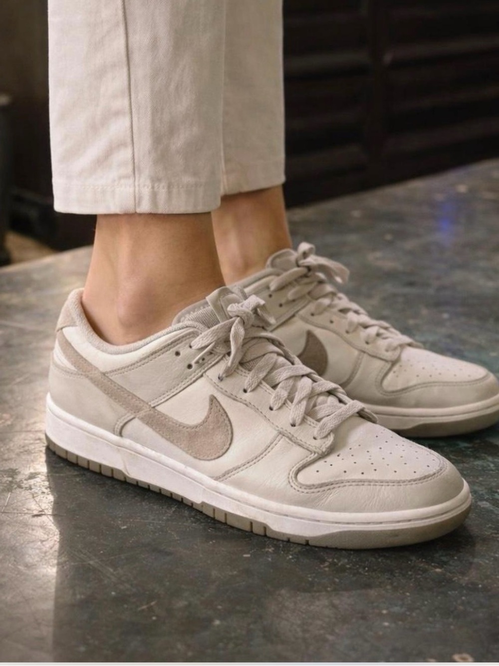 Nike Men’s Low-Top Sneakers in Light Beige and Taupe
